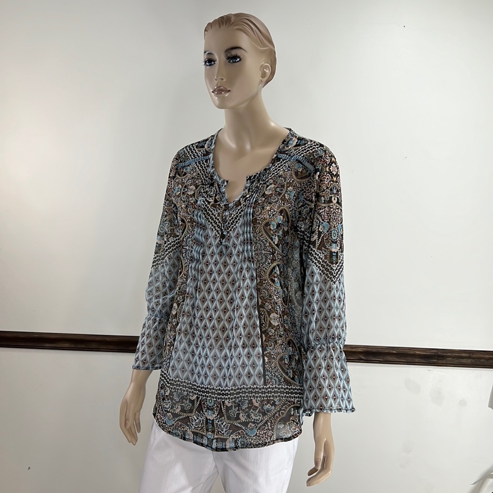 Style & C. long sleeved blouse